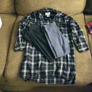 Girls size 8 flannel dress, with 2 pair legging